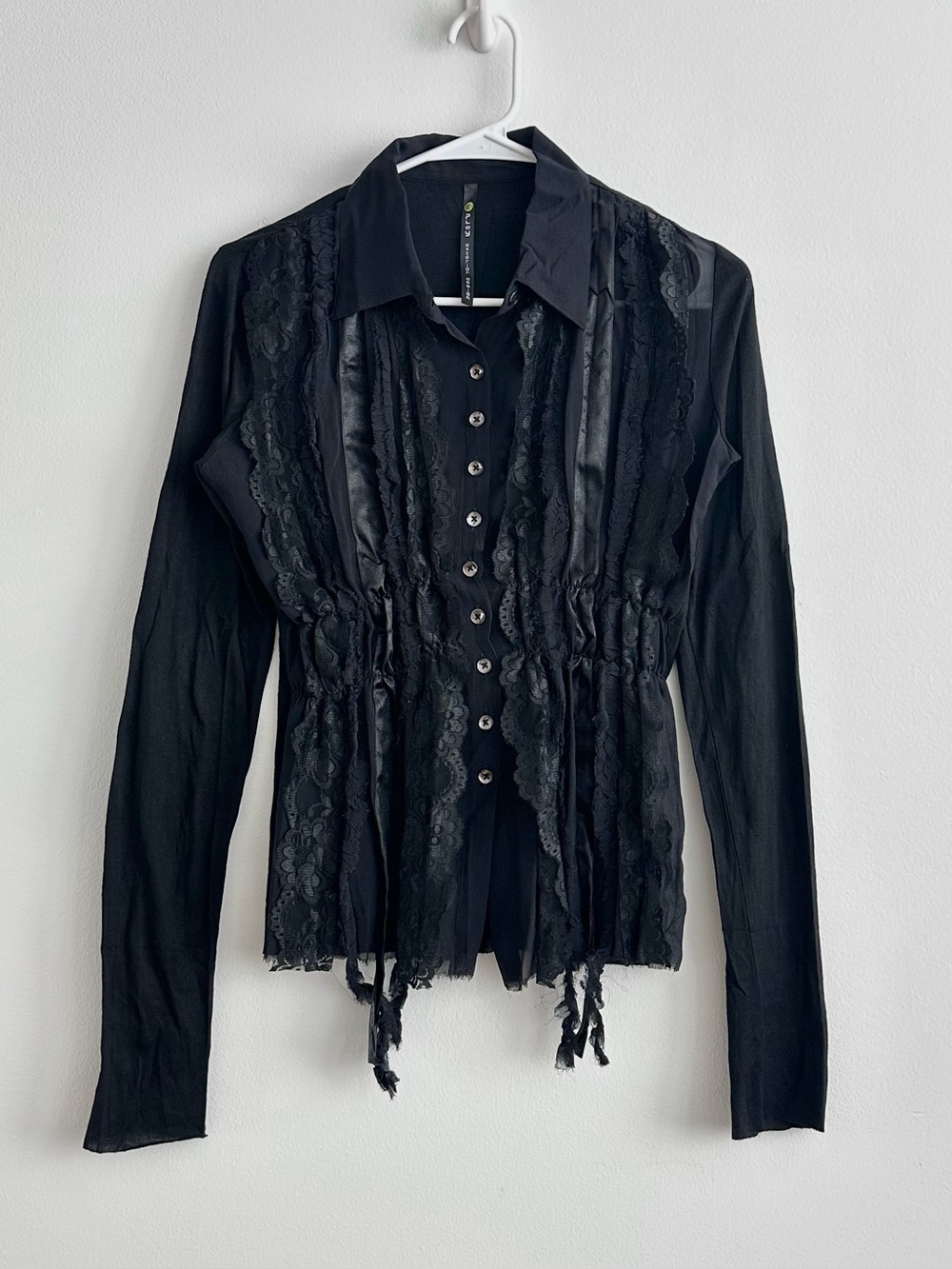 Vintage E-Play Brands Black Silk Viscose Lightweight Ruffle Long Sleeve Shirt